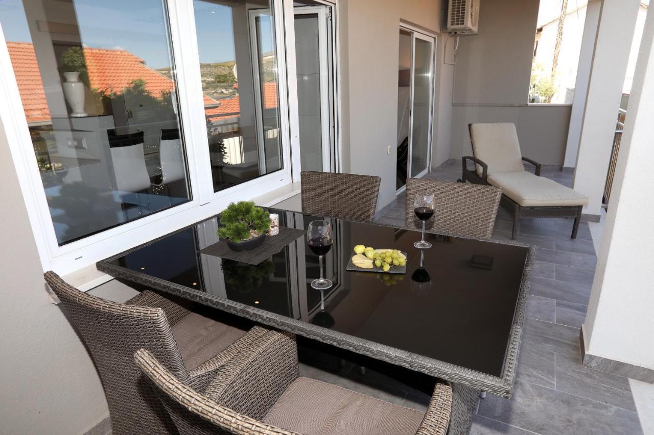Apartments Vida Trogir Exterior photo