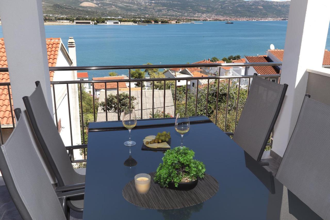 Apartments Vida Trogir Exterior photo