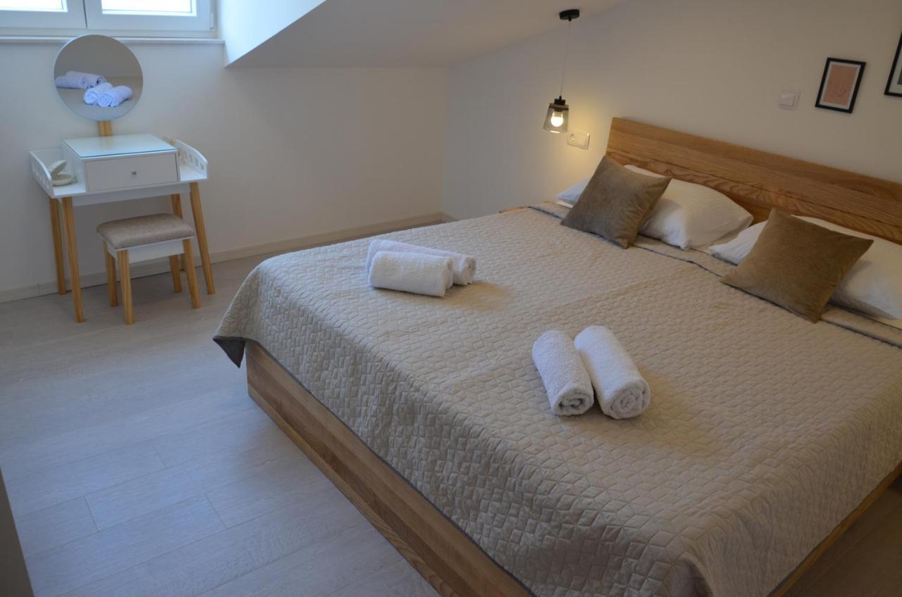 Apartments Vida Trogir Exterior photo